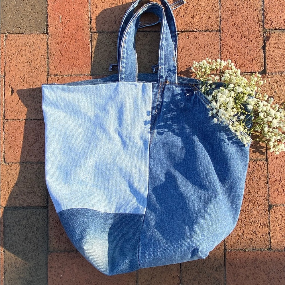 DENIM PATCHWORK TOTE - Picture 3 of 5
